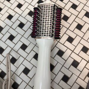 Shark HT202 SmoothStyle Heated Comb + Dryer Brush